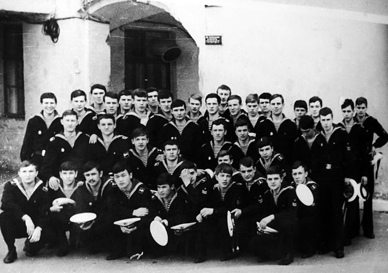 1972-Фрунзе_12б рота_300-790.jpg